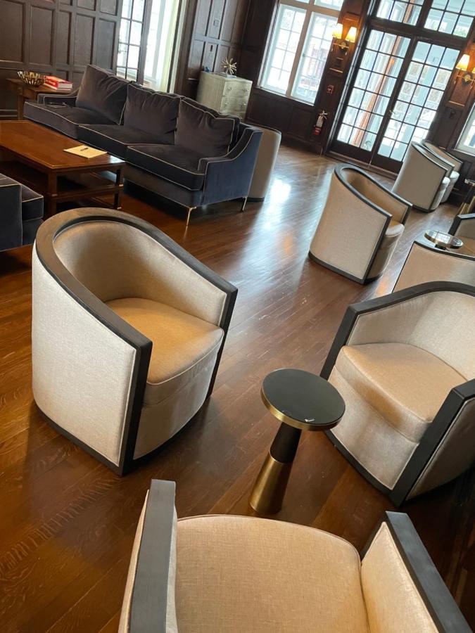 Hotel The Argus & Cocktail Lounge
