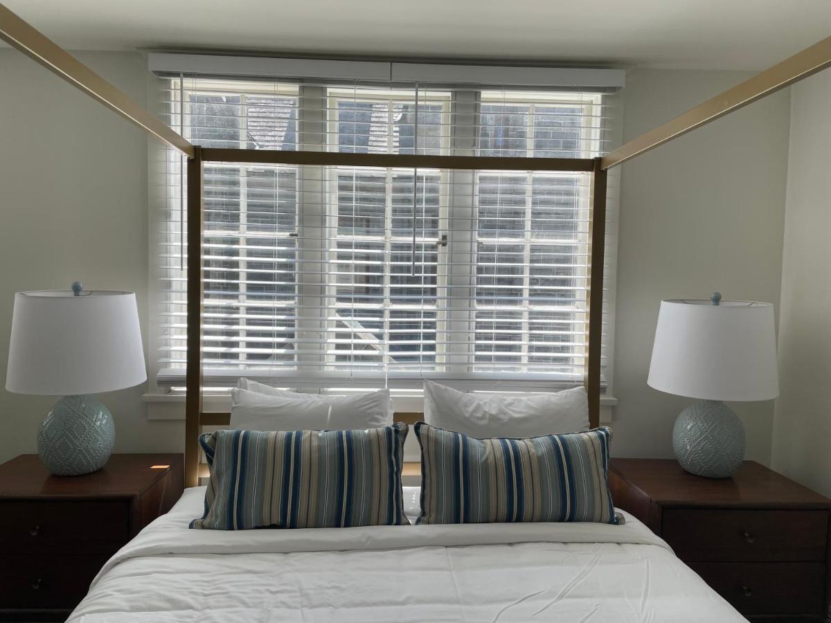 The Argus & Cocktail Lounge Hotel 4*